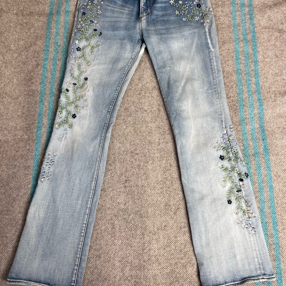 Driftwood Women's 30 flower Embroidered Jeans - Picture 2 of 6